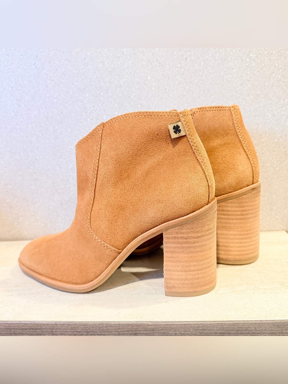 Lucky Brand Pellyon Camel Suede Leather Heeled Ankle Booties Size 7.5